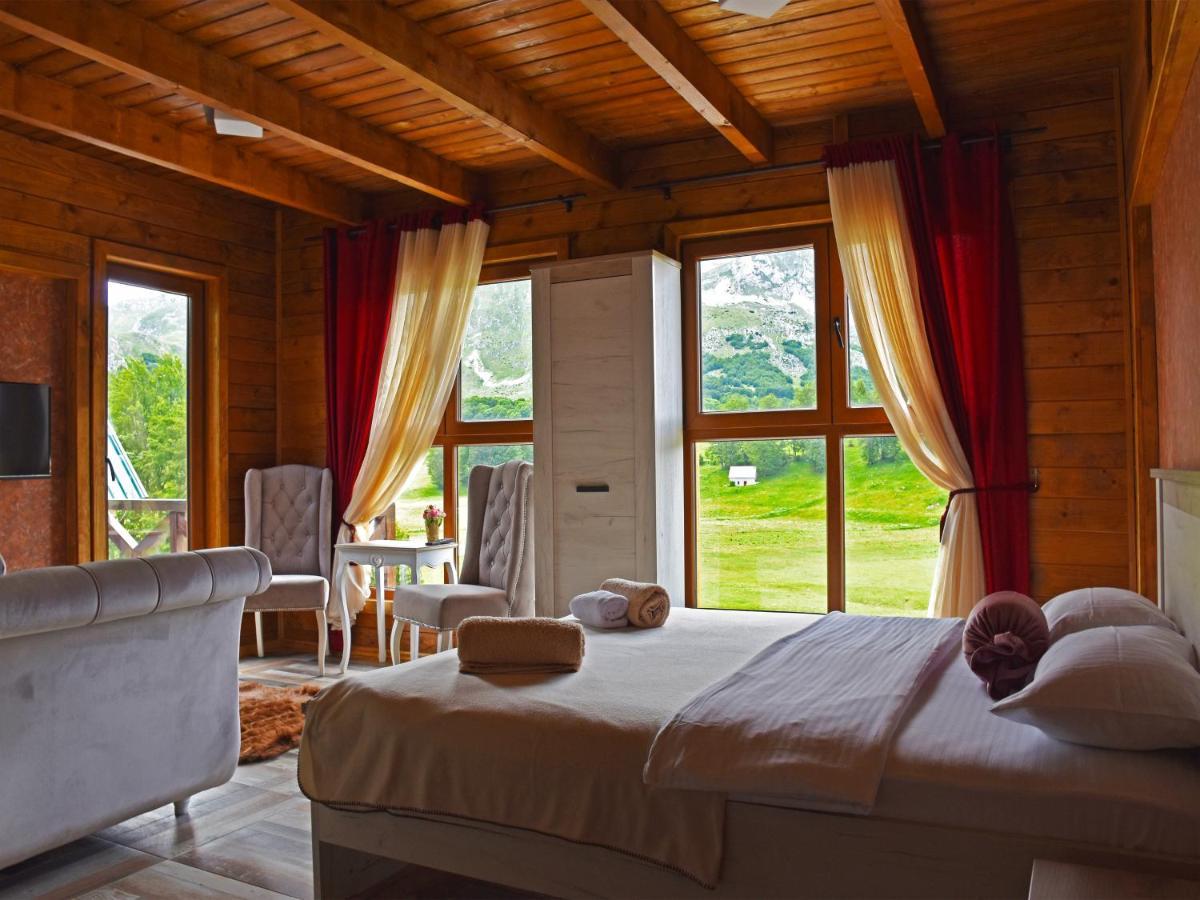 Apartmani I Restoran Sljeme Žabljak Esterno foto